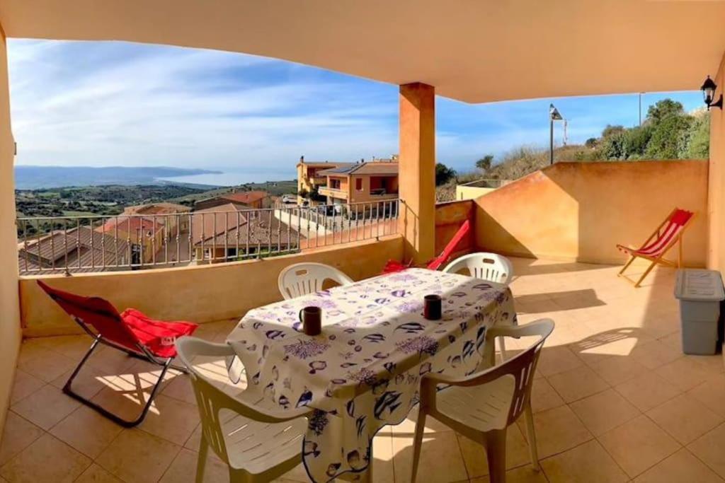 Casa Smeralda - Piscina E Vista Sul Mare! Trinità dʼAgultu エクステリア 写真