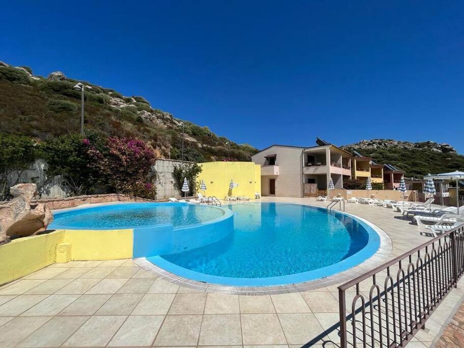 Casa Smeralda - Piscina E Vista Sul Mare! Trinità dʼAgultu エクステリア 写真